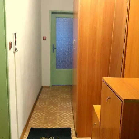 Homestay By The Market * Burgas City